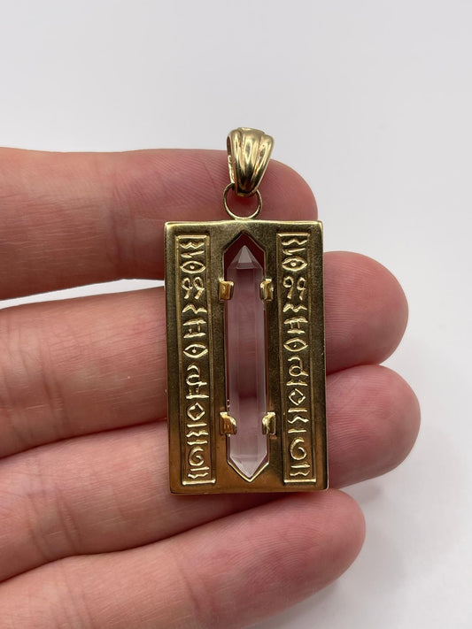 9ct gold crystal pendant