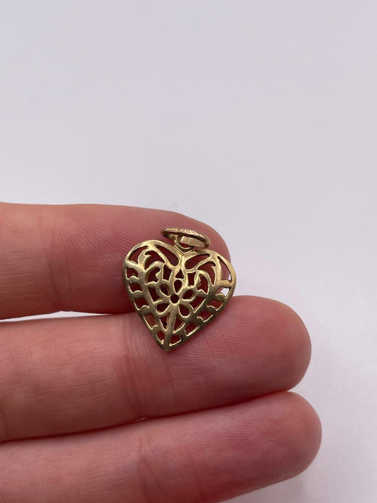 9ct gold heart charm