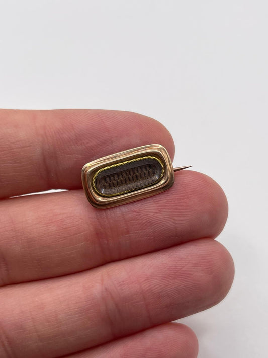 Antique 9ct gold mourning brooch