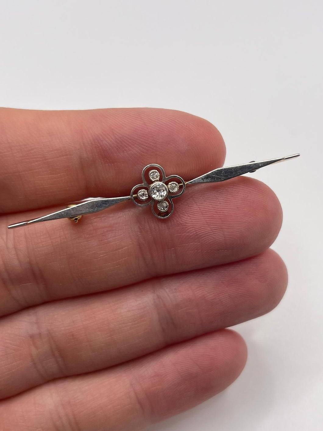 Antique 15ct white gold old cut diamond brooch