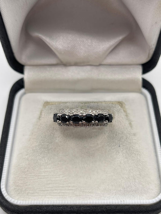 9ct gold sapphire and diamond ring