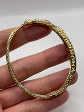 Load image into Gallery viewer, 9ct gold iolite and diamond bracelet
