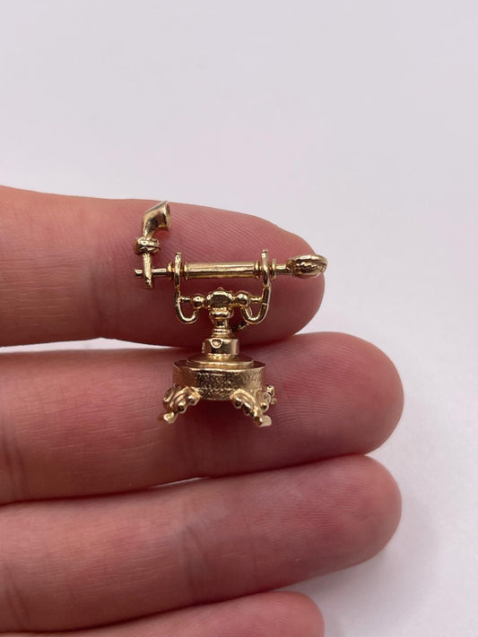 9ct gold phone charm