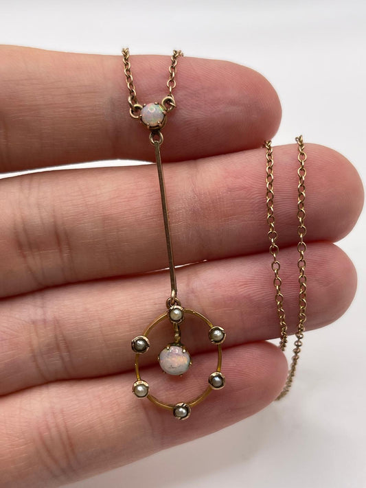 Antique 9ct gold opal necklace