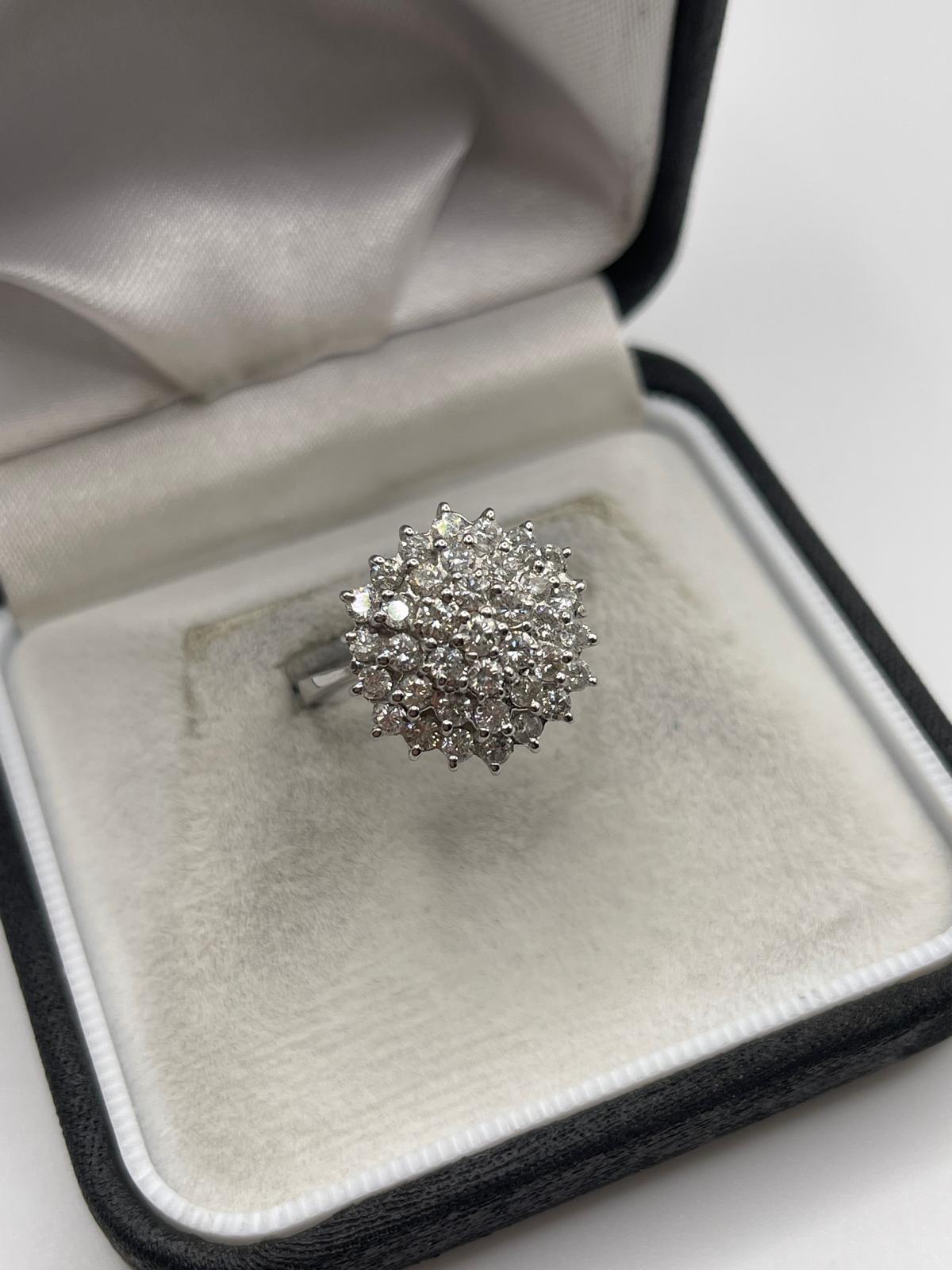 18ct white gold diamond cluster ring