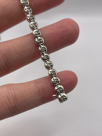 9ct white gold diamond bracelet