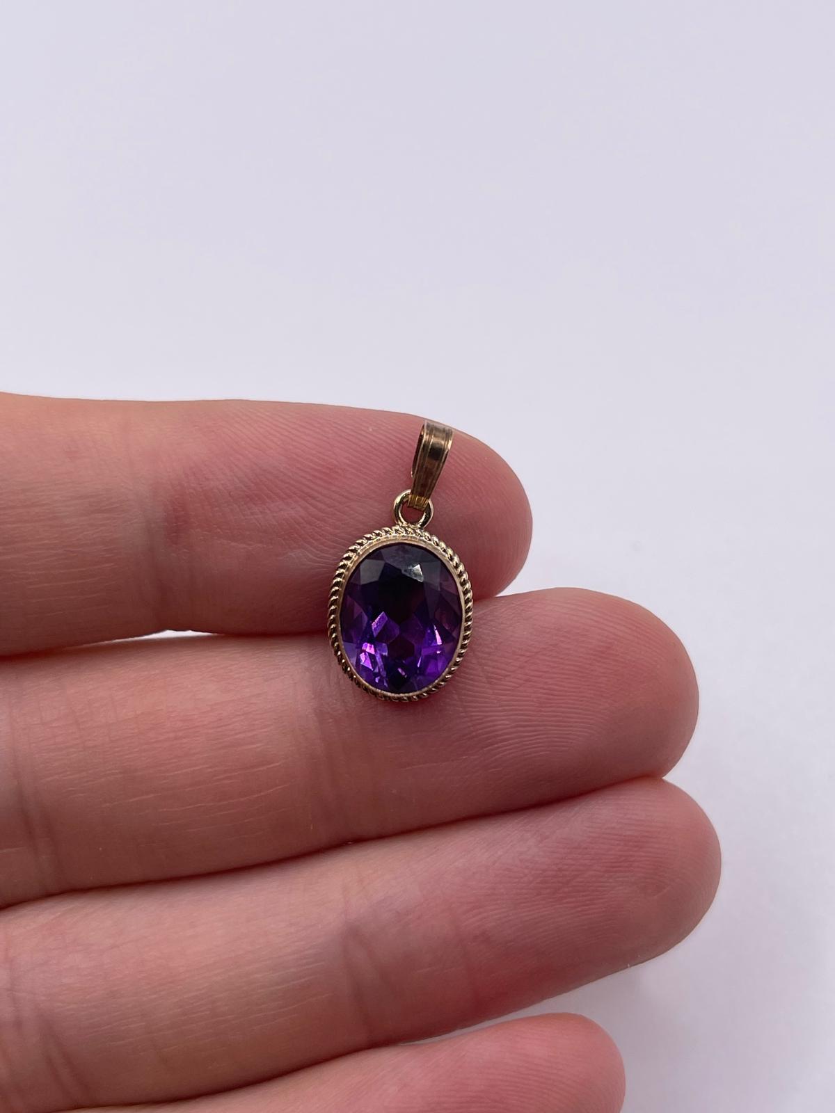 9ct gold amethyst pendant