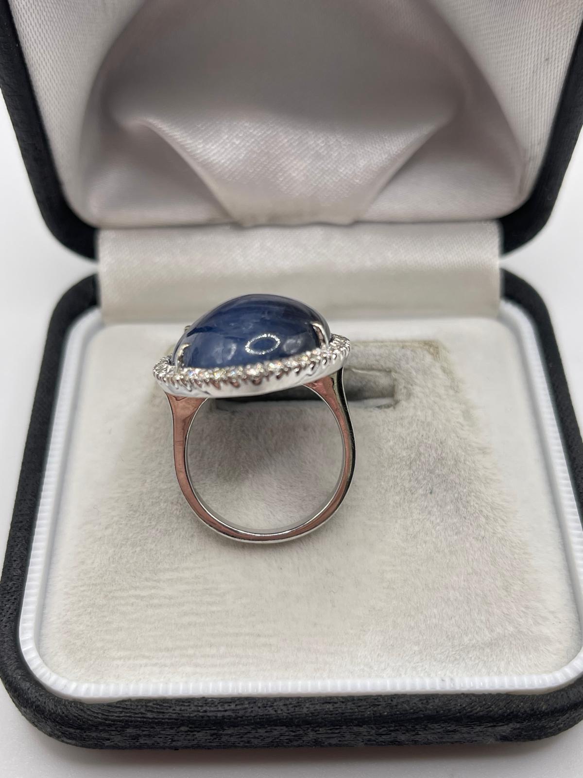 18ct white gold cabachon sapphire and diamond ring