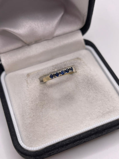 9ct gold sapphire ring