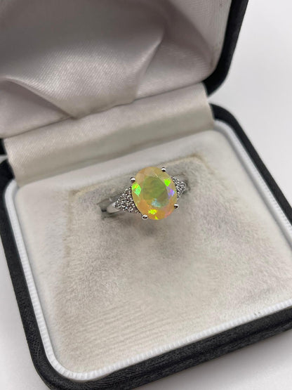 9ct white gold opal and zircon ring