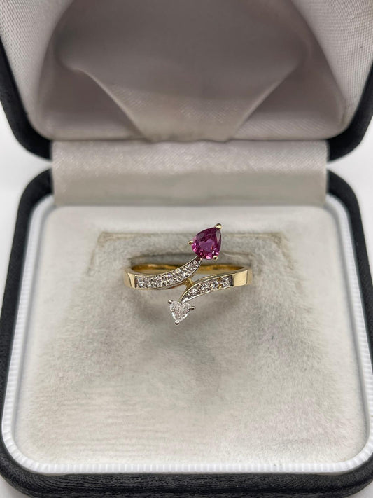 18ct gold ruby and diamond ring