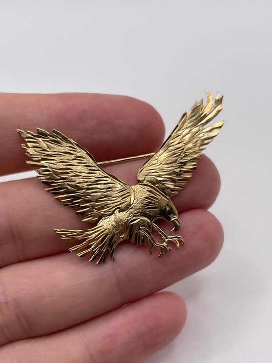9ct gold sapphire eagle brooch