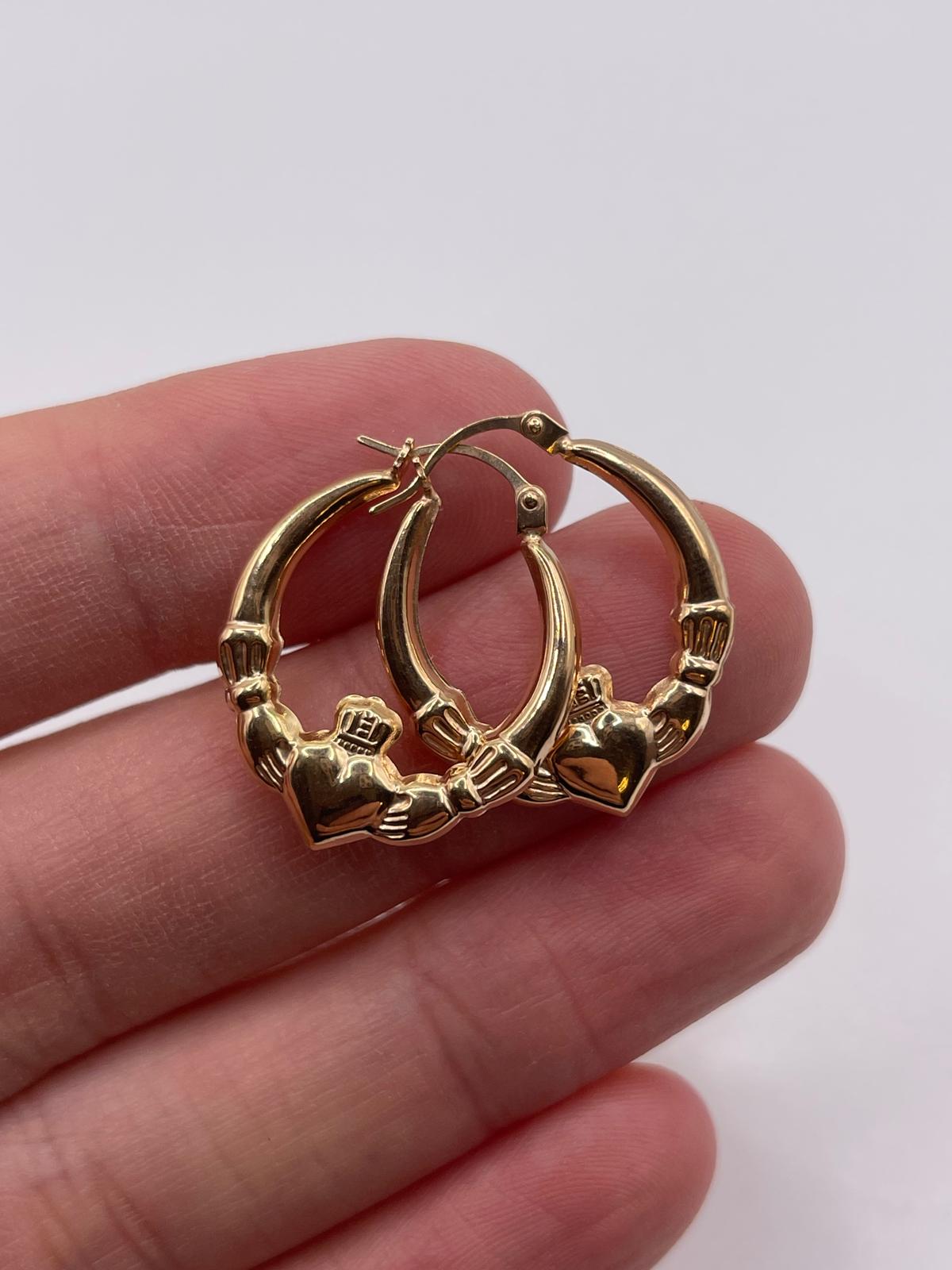 9ct gold claddagh creole earrings