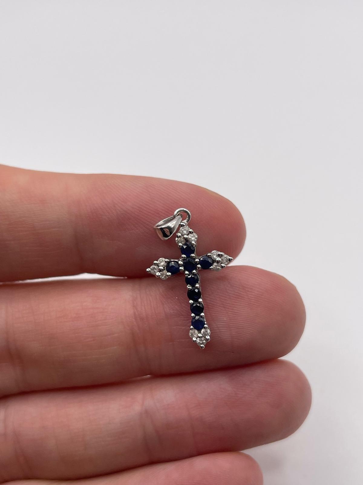 9ct white gold sapphire cross pendant