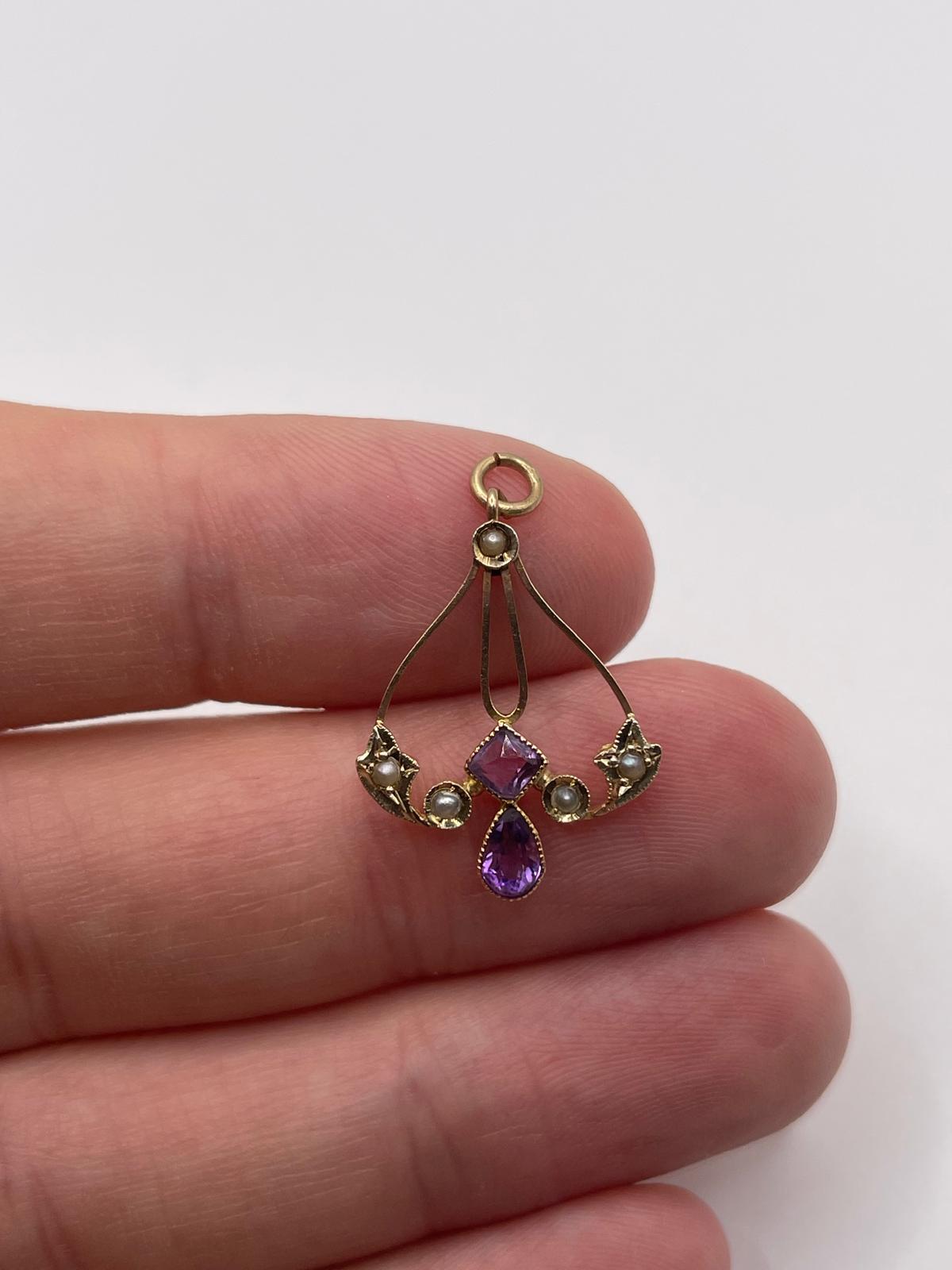 Antique 9ct gold amethyst and pearl pendant