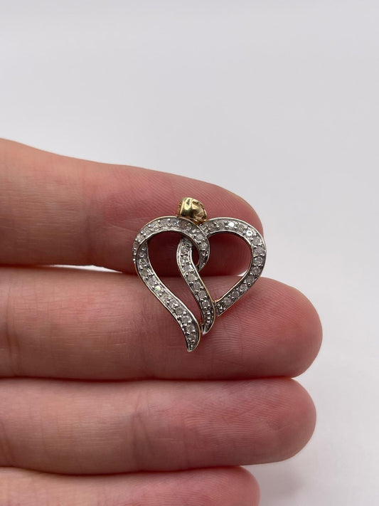 9ct gold diamond heart pendant