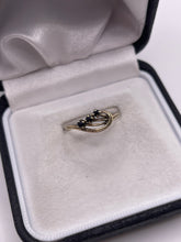 Load image into Gallery viewer, 9ct gold sapphire ring

