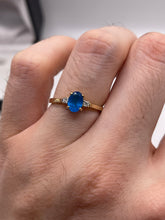 Load image into Gallery viewer, 9ct gold blue apatite and zircon ring
